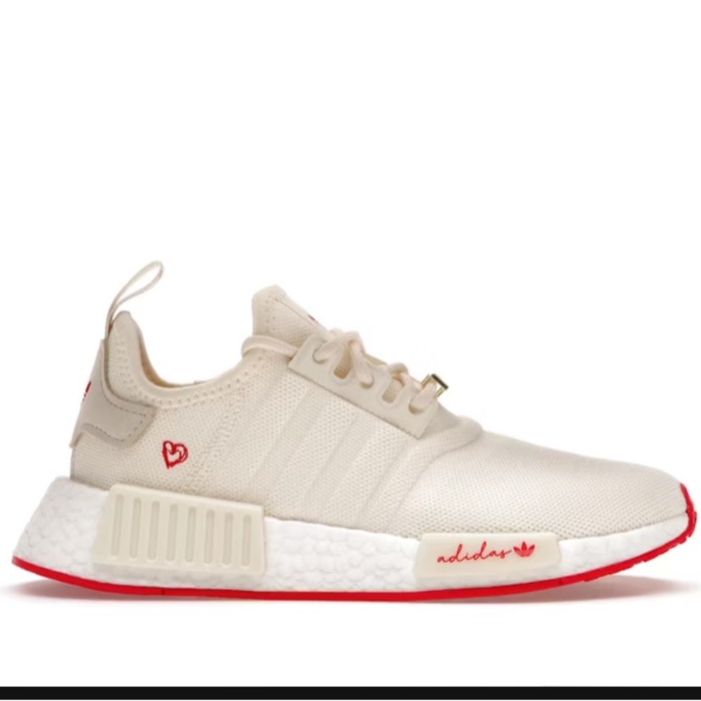 Adidas NMD R1 Valentine’s sneaker